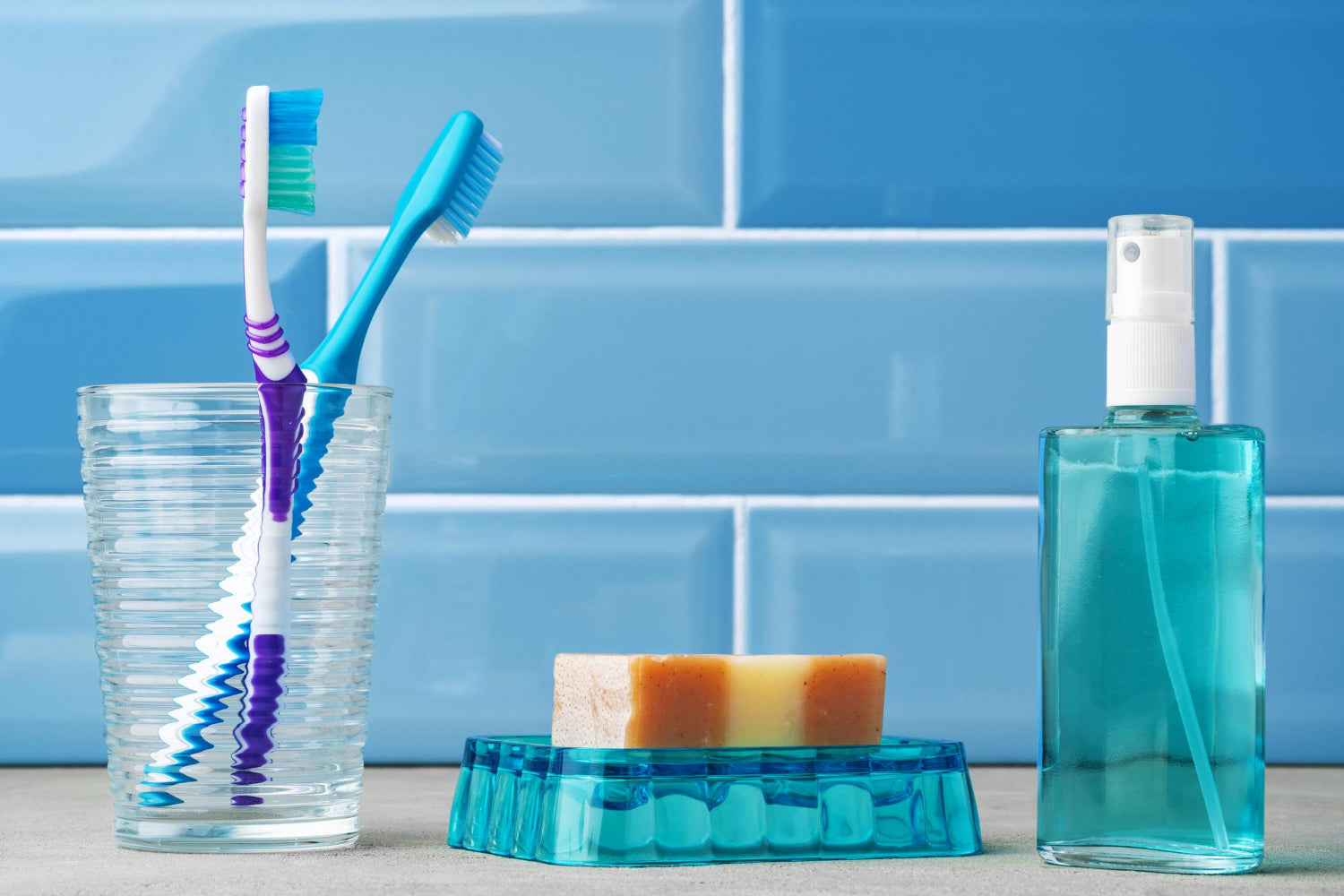 Hygiene Produkte im Badezimmer