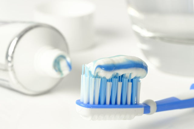 Prophylaxe: So beugen Sie Zahn- und Zahnfleischerkrankungen vor